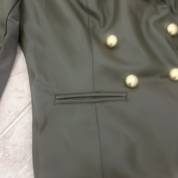 G by Giuliana Olive Blazer Jacket Size XS
(NWOT) - Picture 7 of 9